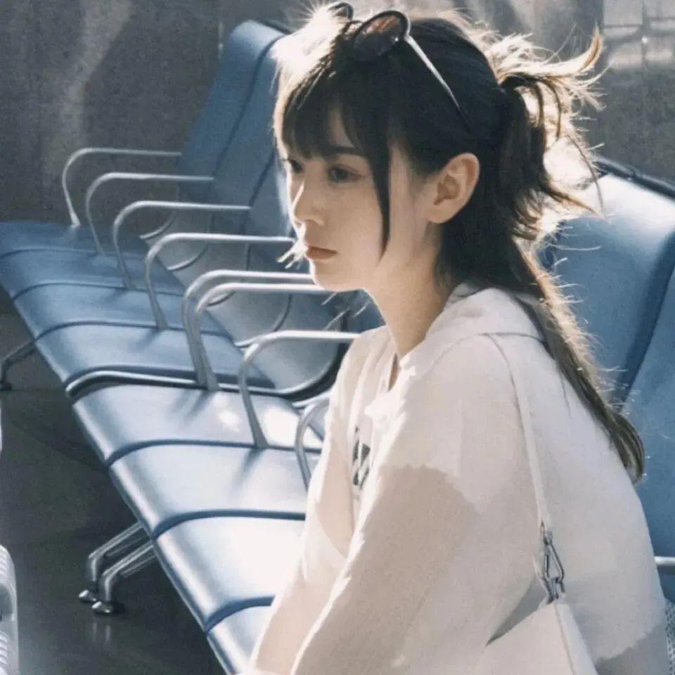 最新耐看頭像，學(xué)習(xí)、變化與自信的勵(lì)志之旅啟航