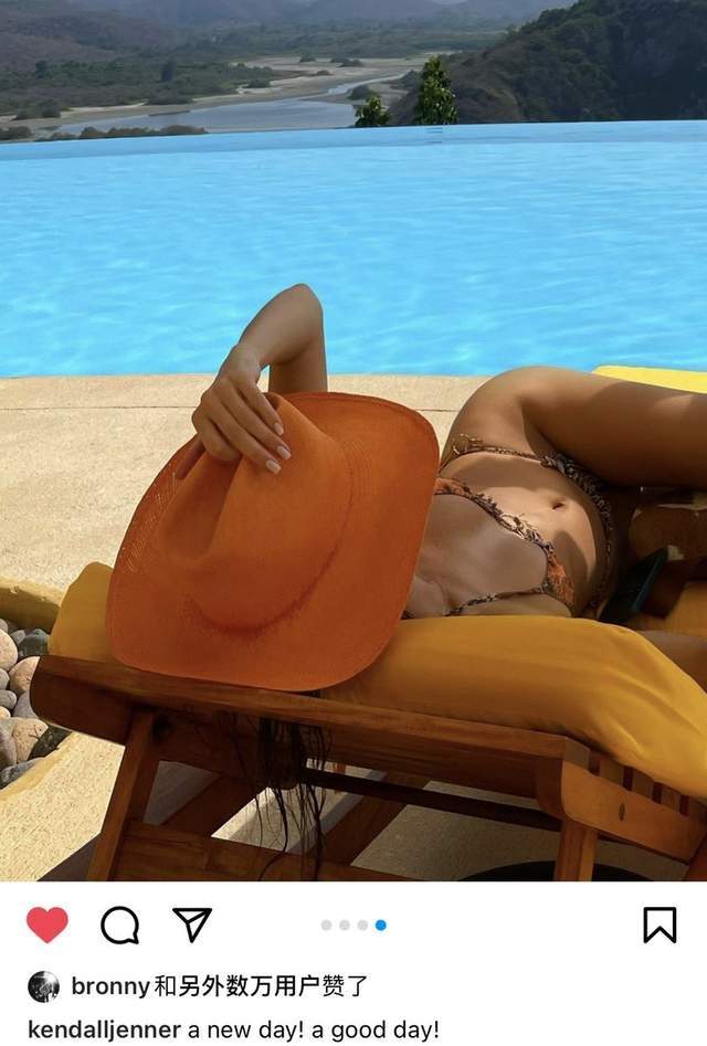 詹娜最新泳衣，科技時尚的前沿體驗風采展示