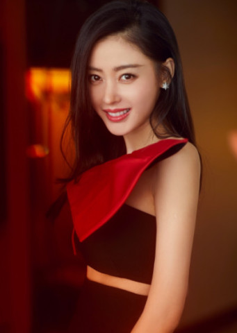 劉玥最新動態(tài)，時(shí)代之星的光芒閃耀