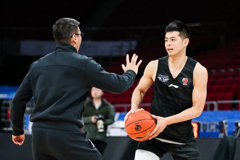 最新疫情發(fā)布青島,最新疫情發(fā)布青島，變化中的學(xué)習(xí)，鑄就自信與希望之光