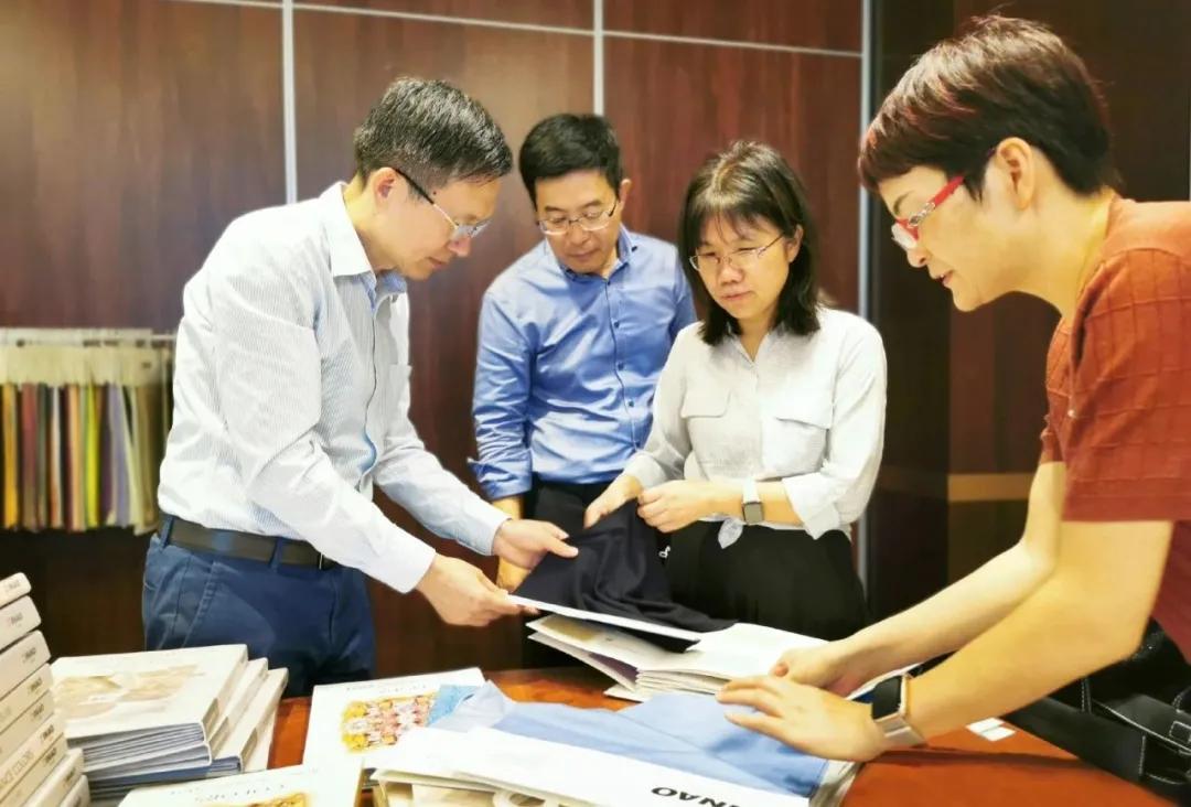 新澳資料免費(fèi)大全,實(shí)地?cái)?shù)據(jù)驗(yàn)證_定向版17.131