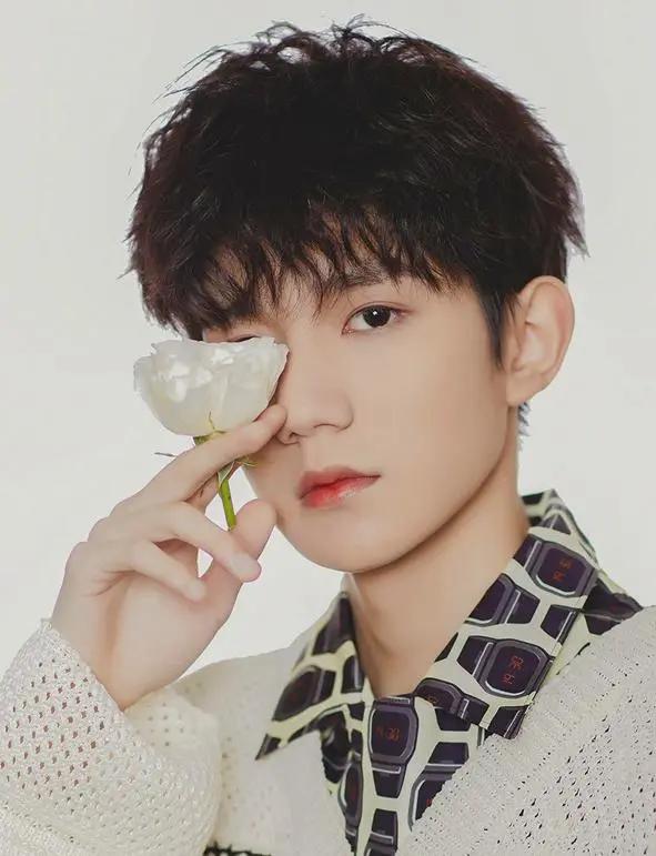 王源最新工作,王源最新工作動(dòng)態(tài)，探索音樂與多元領(lǐng)域的全新征程