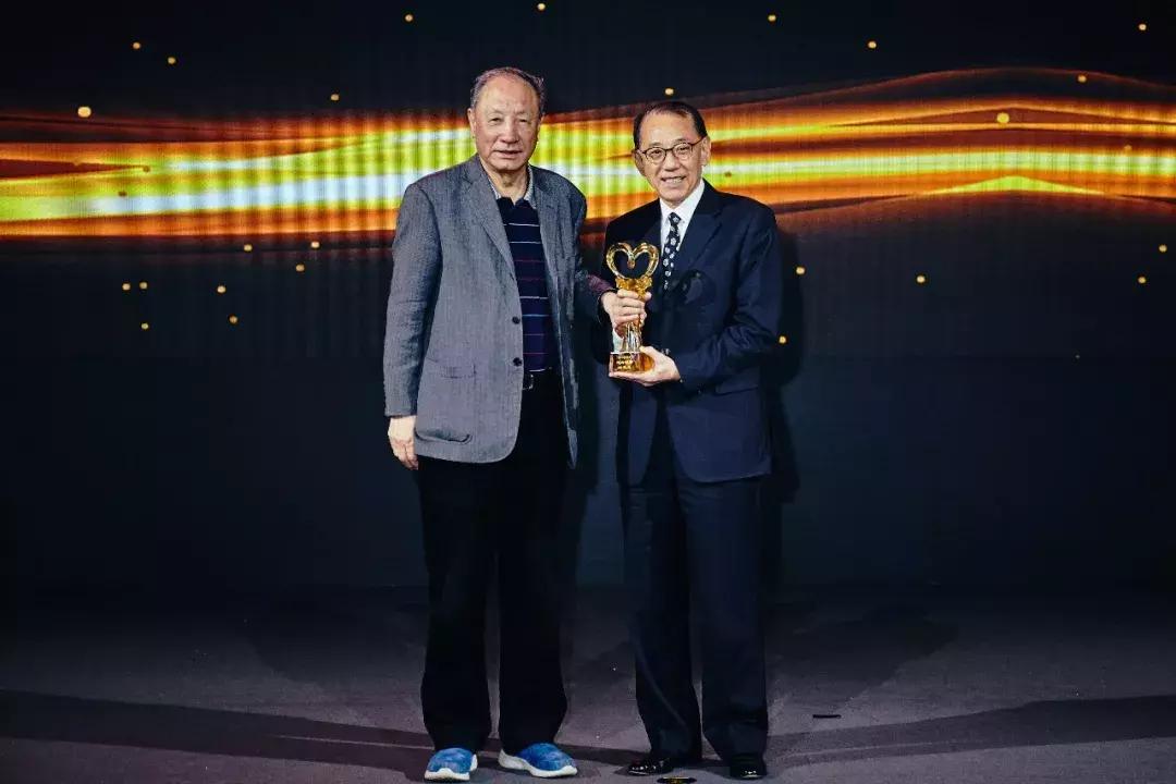 英皇明星,英皇明星與自然的奇妙遨游，一次尋找內(nèi)心平靜的旅程