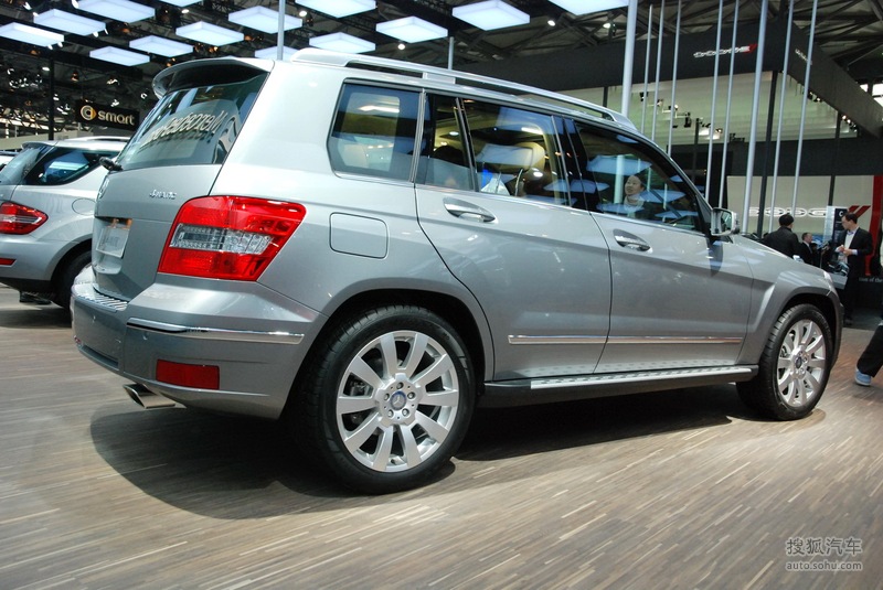 奔馳GLK最新報價，科技引領未來駕駛體驗，引領出行新潮流