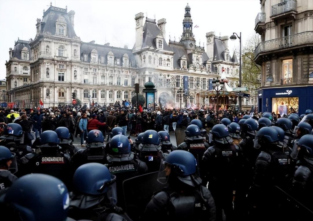 中應(yīng)最新資訊，小明的日常趣事與友情的溫馨傳遞