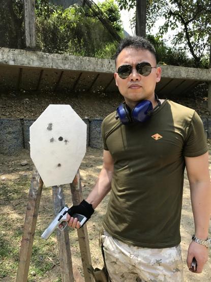 科技前沿與未來已至，槍口電視劇的高科技產(chǎn)品探秘