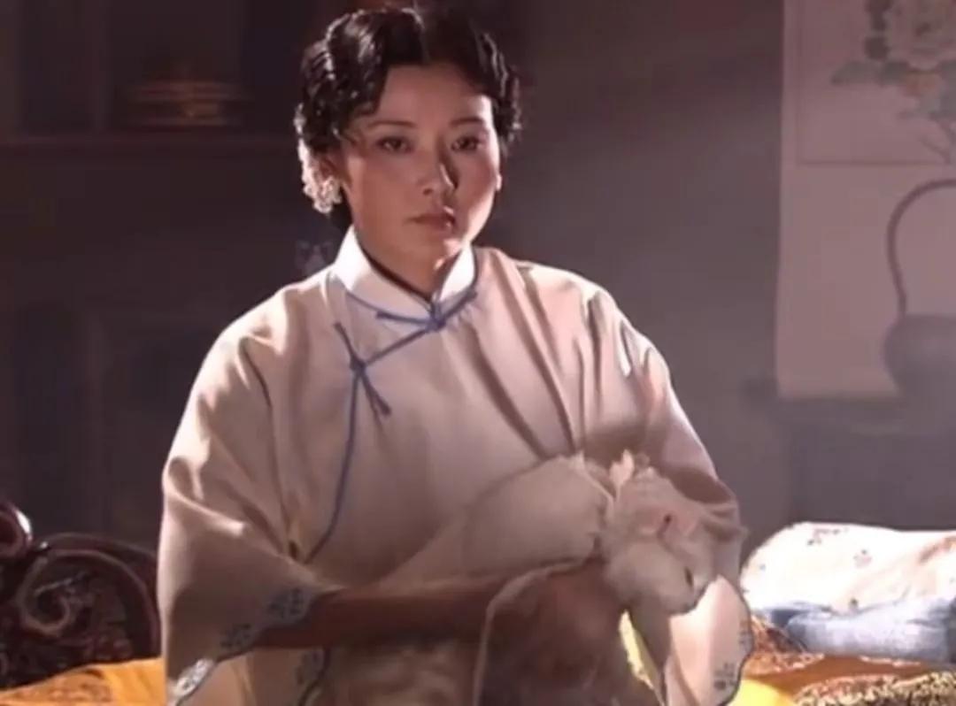 蔣文麗，演藝之路的閃耀之星