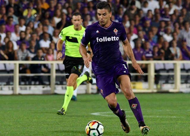 最新足球前鋒的日常趣事揭秘