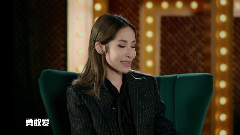 單身男女演員的溫馨日常點滴