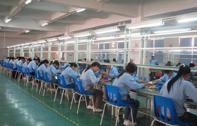 松崗電子廠普工招聘信息,松崗電子廠普工招聘信息——小巷中的隱藏寶藏，等你來(lái)探索！