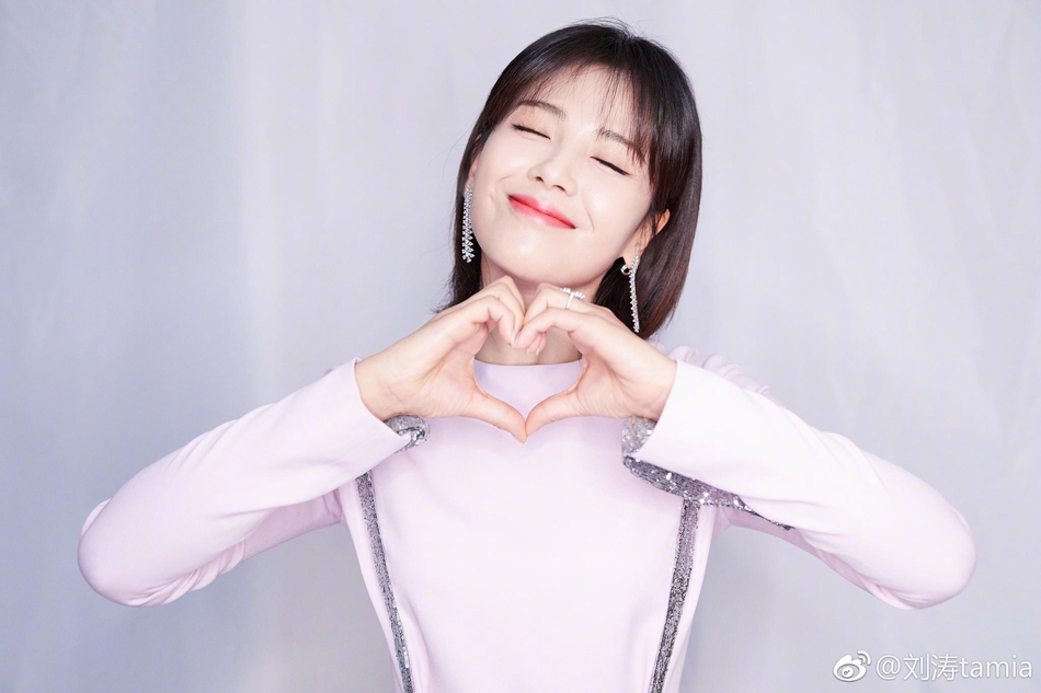 演員劉濤微博，演藝之路與粉絲互動的新天地，展現(xiàn)明星魅力與成長歷程