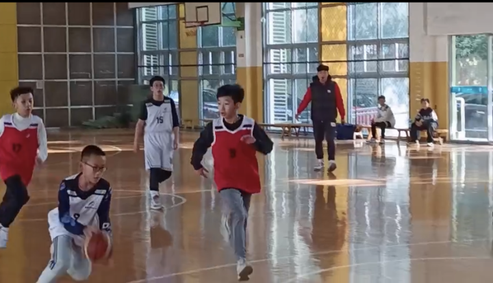 籃球比賽的精彩瞬間與感受分享