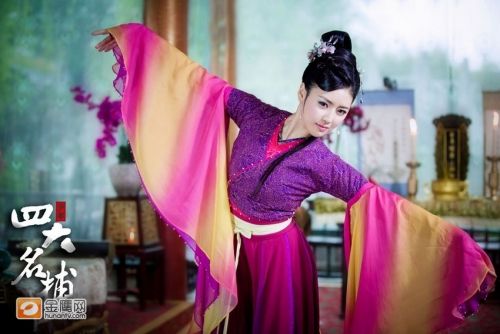 艷母電視劇，深度探討影響與爭議，涉黃問題引關注