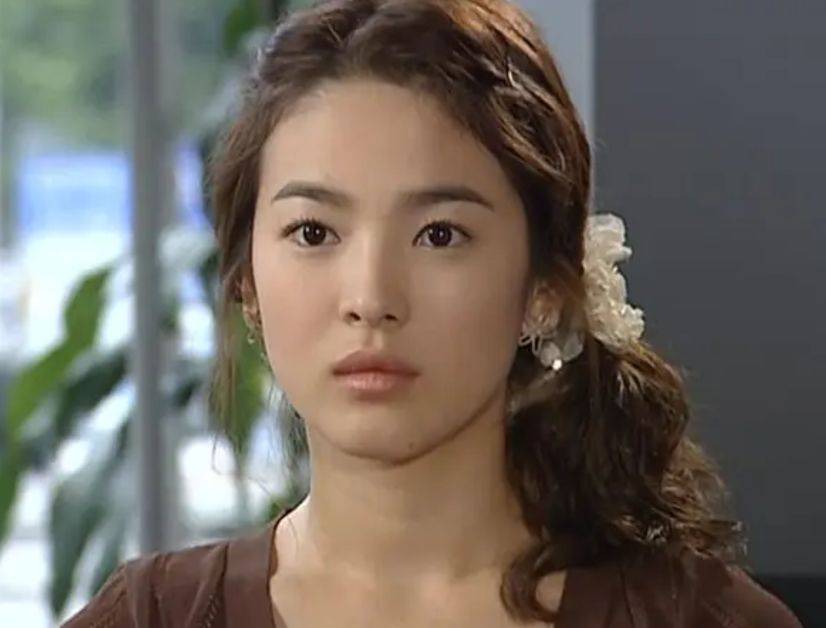 韓國頂級演員，演技傳奇，璀璨星光閃耀舞臺