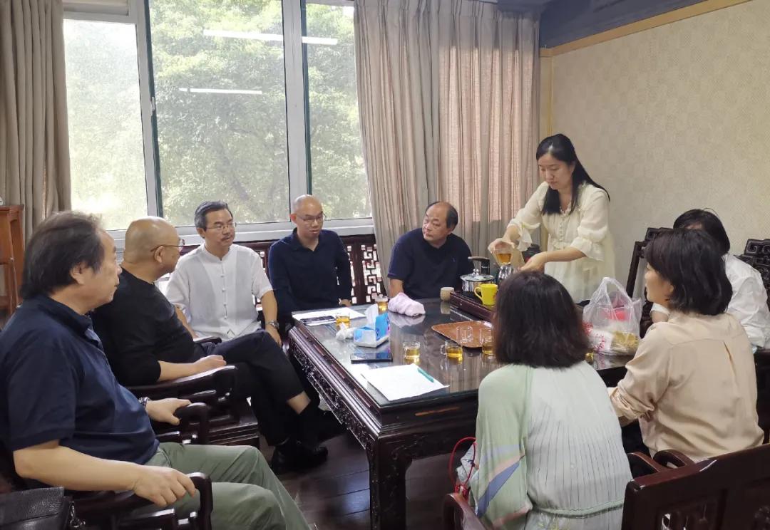 朗迪新品發(fā)布引領(lǐng)行業(yè)創(chuàng)新風(fēng)潮，掀起新一輪熱潮！