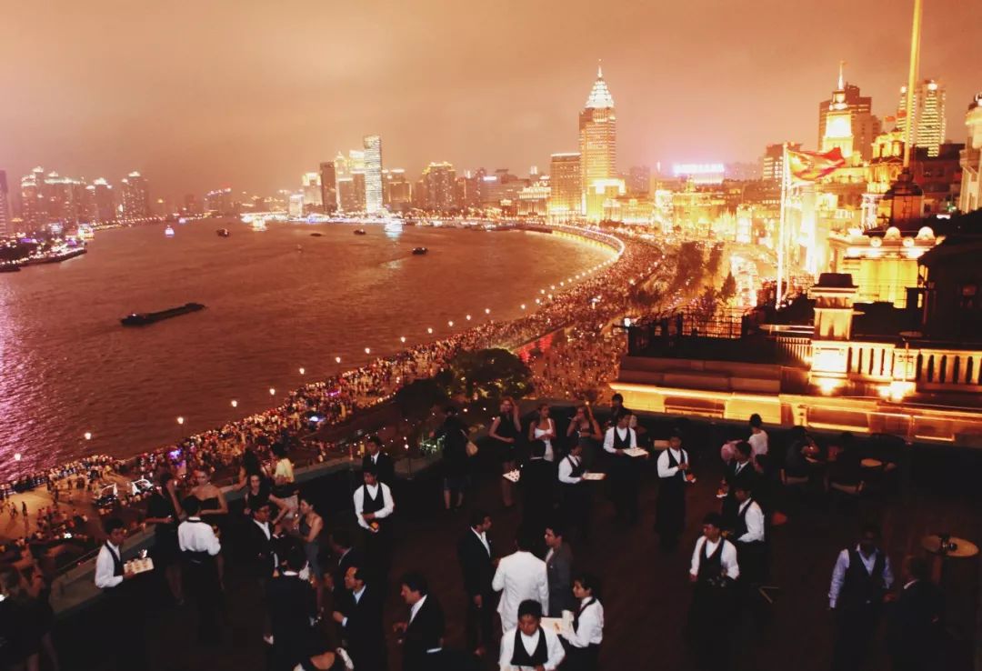 上海夜生活熱門區(qū)域更新排行，星光夜游與溫情體驗