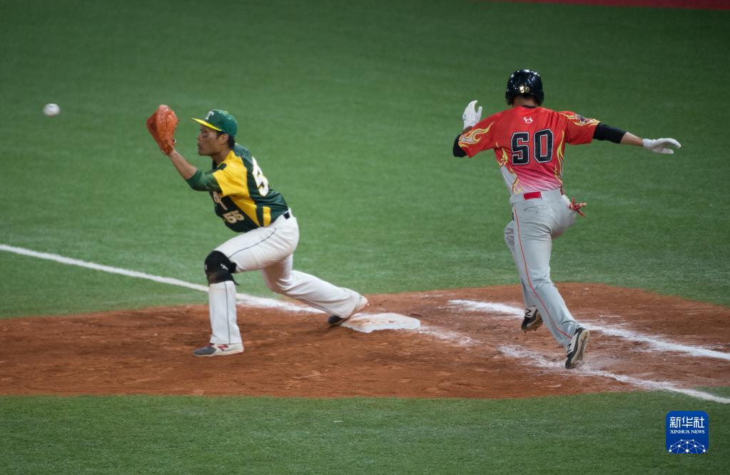 棒球比賽的策略與激情，激烈碰撞中的競(jìng)技瞬間