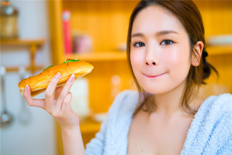 筧美和子最新寫真照，遠(yuǎn)離色情，分享溫馨有趣的日常故事