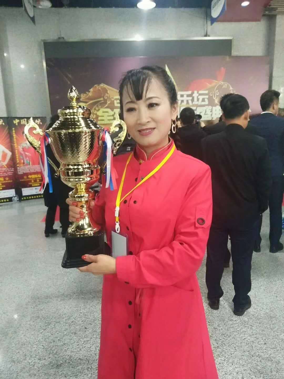 鄆城演員探尋自然美景，尋覓內(nèi)心平靜之旅