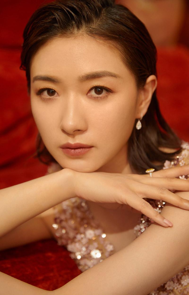 從新手到進(jìn)階的濕鞋穿搭指南，最新技巧詳解