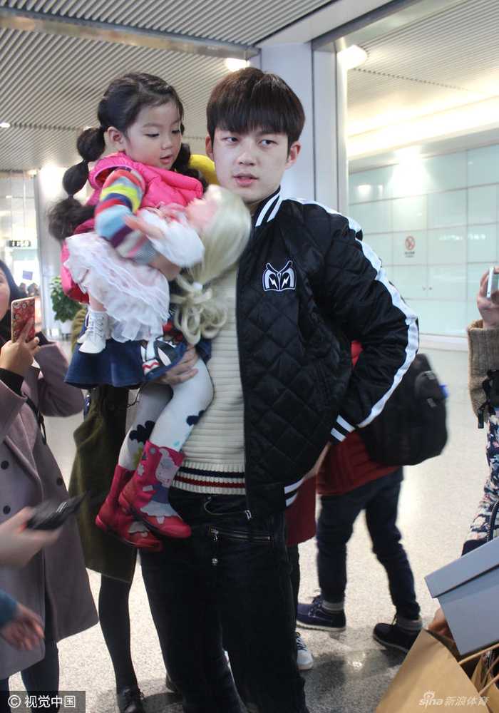 董力阿拉蕾最新動態(tài)揭秘，科技新品亮相，感受未來生活魅力