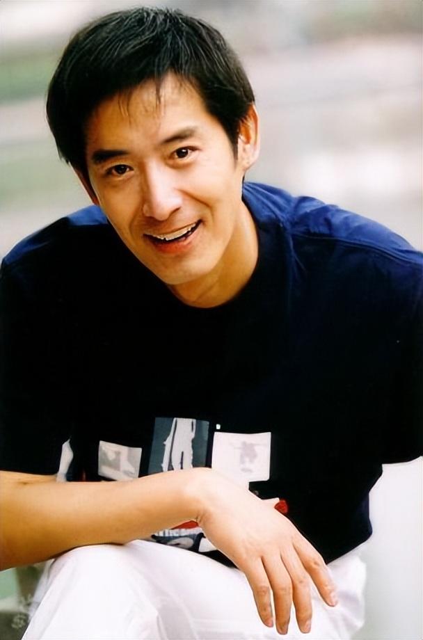 演員石文中的妻子引領科技潮流，最新高科技產(chǎn)品魅力展示！