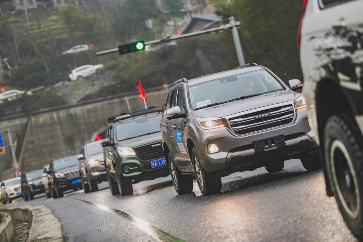 余闖新作揭秘，科技與藝術(shù)的融合之美探索