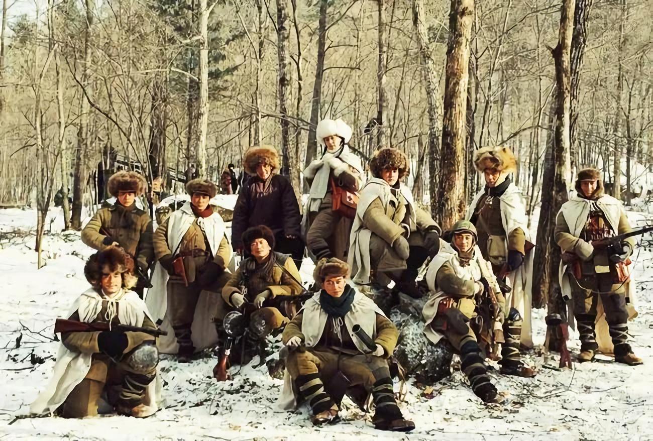 朝鮮神槍手演員陣容與日常故事揭秘