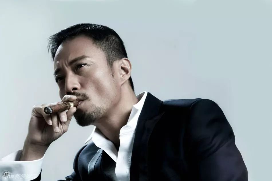 中國(guó)硬漢男演員專屬高科技產(chǎn)品揭秘