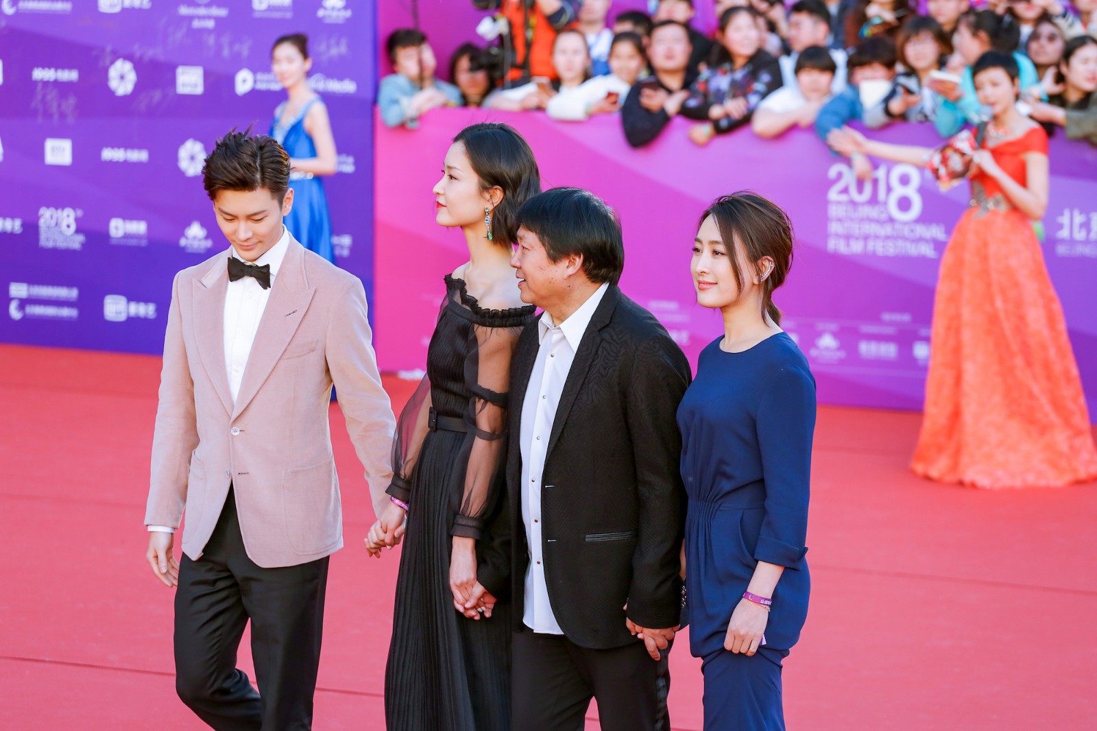 小紅書(shū)推薦星光璀璨的沉浸式體驗(yàn)之旅，牽手演員專(zhuān)場(chǎng)演出??