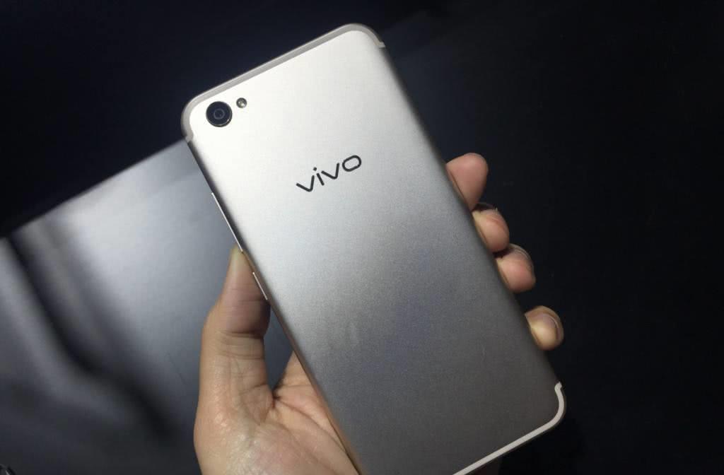 0viv手機最新款重磅推薦，瞬間愛上它的魅力！