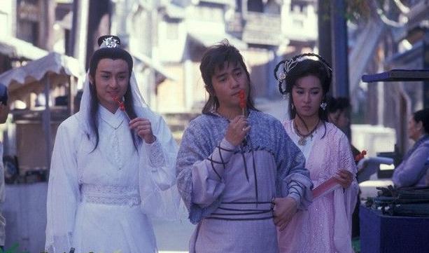 科技革新引領(lǐng)時(shí)尚潮流，影帝小風(fēng)衣炫出新高度！