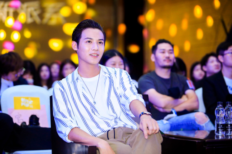 顫抖吧阿部最新片花，時代背景下的璀璨星辰