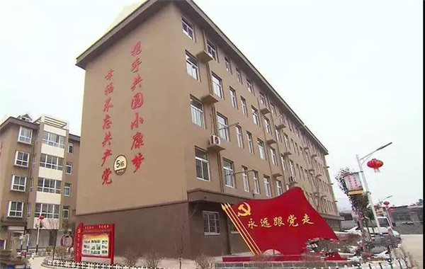 盧氏扶貧搬遷最新動(dòng)態(tài)，小巷特色風(fēng)情與一家小店的崛起故事