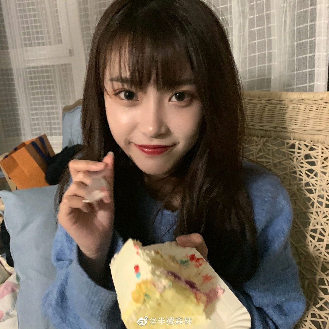 網(wǎng)紅林咸咸最新照片，星光璀璨下的時(shí)代標(biāo)志