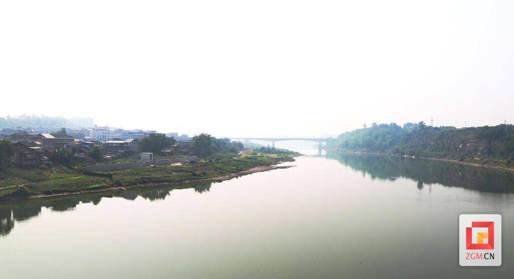 自貢牛佛科技新品亮相，引領(lǐng)未來(lái)生活新潮流