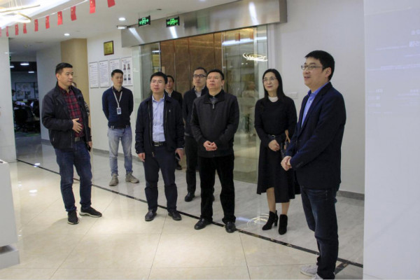 日照趙剛引領(lǐng)科技潮流，最新消息讓生活更精彩